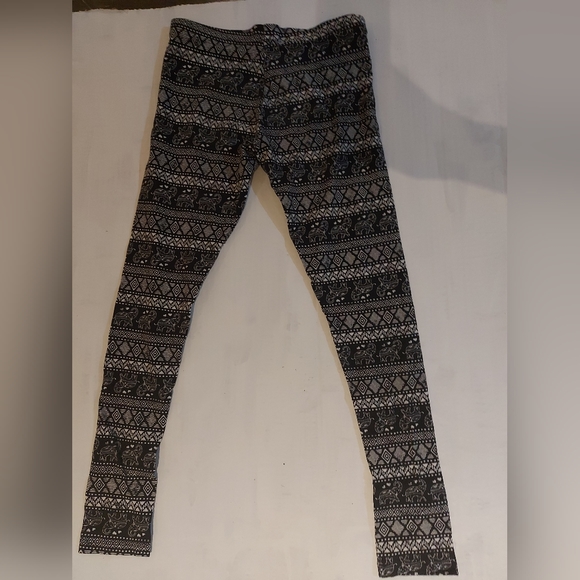 Black and white patterns tights, size L/G (10-12) Brand: George - Picture 3 of 3